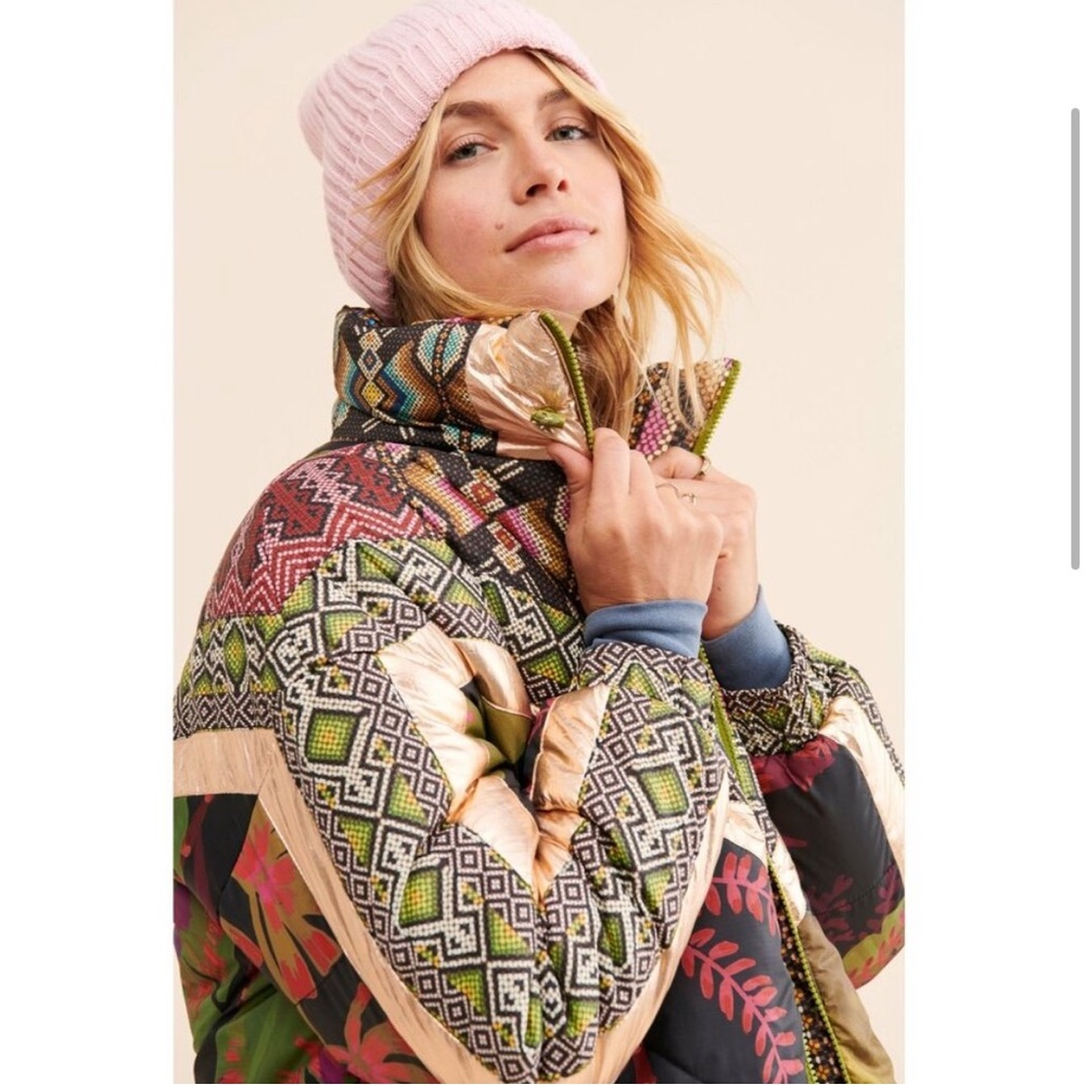 FARM Rio Tropical Rauti Reversible Puffer Jacket - Picture 2 of 9